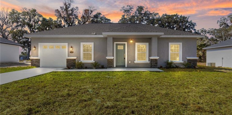 House in Summerfield, Florida 3 bedrooms, 107.4 sq.m. № 2201772