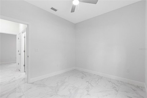 House in Summerfield, Florida 3 bedrooms, 107.4 sq.m. № 2201772 - photo 9