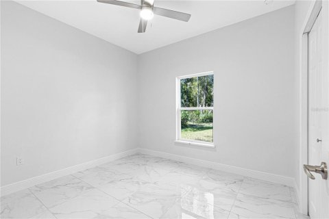 House in Summerfield, Florida 3 bedrooms, 107.4 sq.m. № 2201772 - photo 8