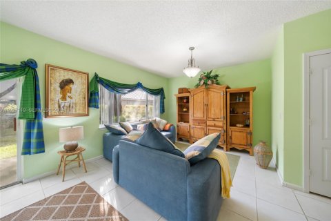 Touwnhouse à vendre à Plantation, Floride: 3 chambres, 157 m2 № 1985989 - photo 10