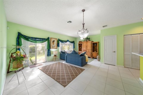 Touwnhouse à vendre à Plantation, Floride: 3 chambres, 157 m2 № 1985989 - photo 9