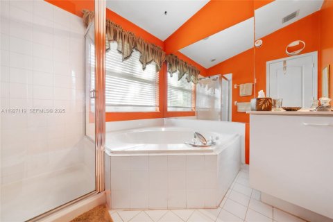 Touwnhouse à vendre à Plantation, Floride: 3 chambres, 157 m2 № 1985989 - photo 18