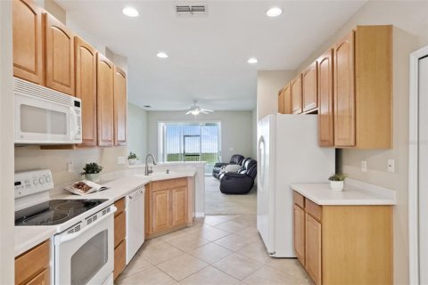 Casa en venta en Winter Haven, Florida, 3 dormitorios, 195.93 m2 № 2234550 - foto 10