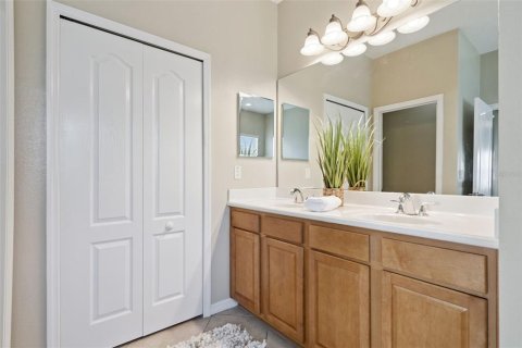 Casa en venta en Winter Haven, Florida, 3 dormitorios, 195.93 m2 № 2234550 - foto 26