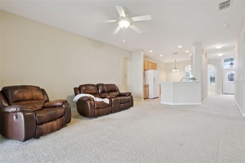 Casa en venta en Winter Haven, Florida, 3 dormitorios, 195.93 m2 № 2234550 - foto 8