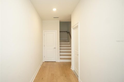 Touwnhouse à louer à Tampa, Floride: 4 chambres, 223.43 m2 № 2415388 - photo 19