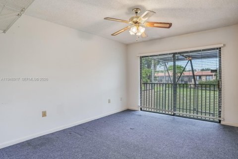 Touwnhouse à vendre à Doral, Floride: 3 chambres, 159.05 m2 № 2005075 - photo 21