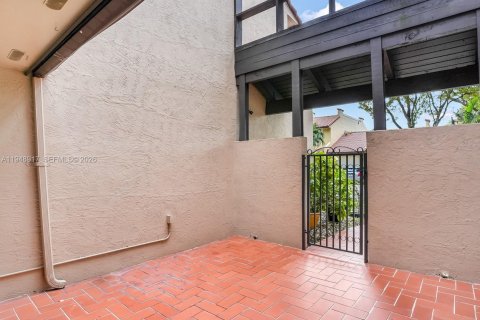 Touwnhouse à vendre à Doral, Floride: 3 chambres, 159.05 m2 № 2005075 - photo 8