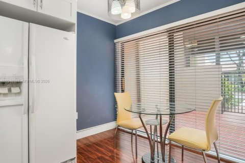 Touwnhouse à vendre à Doral, Floride: 3 chambres, 159.05 m2 № 2005075 - photo 16