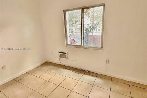 Appartement à louer à Miami, Floride: 2 chambres, 512.82 m2 № 1977446 - photo 6