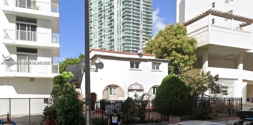 Appartement à Miami, Floride 2 chambres, 512.82 m2 № 1977446