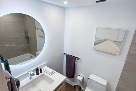 Apartamento en alquiler en Miami Beach, Florida, 2 dormitorios, 94.76 m2 № 1888299 - foto 20