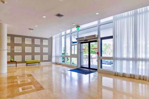 Apartamento en alquiler en Miami Beach, Florida, 2 dormitorios, 94.76 m2 № 1888299 - foto 5