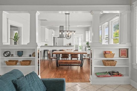 Villa ou maison à vendre à Tampa, Floride: 3 chambres, 124.86 m2 № 2339326 - photo 8