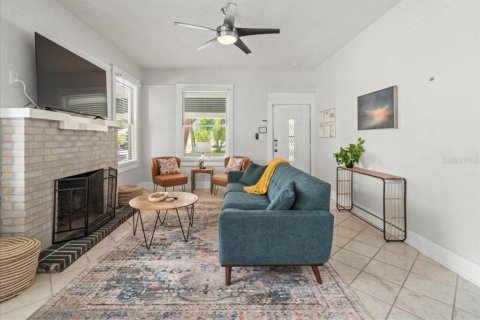 Villa ou maison à vendre à Tampa, Floride: 3 chambres, 124.86 m2 № 2339326 - photo 5