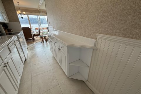 Copropriété à louer à Fort Lauderdale, Floride: 1 chambre, 65.03 m2 № 2082776 - photo 4