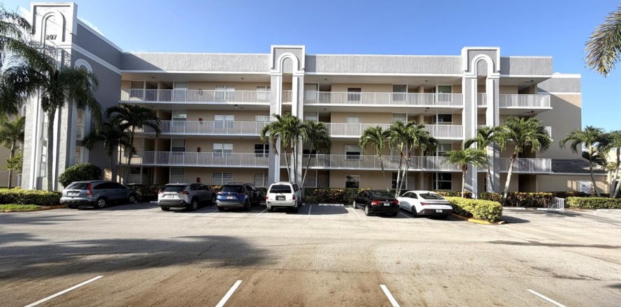 Condo à Sunrise, Floride, 2 chambres  № 2172546