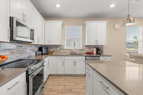 Villa ou maison à vendre à Kissimmee, Floride: 4 chambres, 171.87 m2 № 1602458 - photo 9