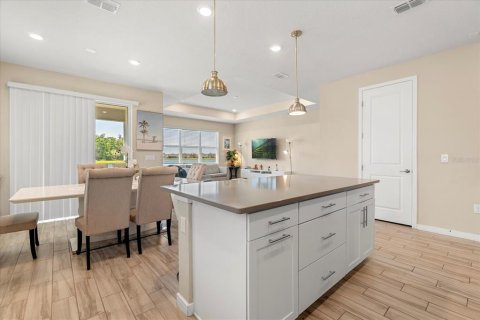 Villa ou maison à vendre à Kissimmee, Floride: 4 chambres, 171.87 m2 № 1602458 - photo 7
