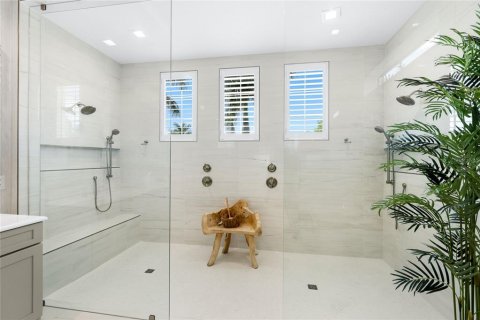 Villa ou maison à vendre à Sarasota, Floride: 3 chambres, 298.12 m2 № 2419645 - photo 28