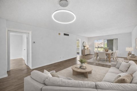 Copropriété à vendre à Lauderhill, Floride: 2 chambres, 104.98 m2 № 2083964 - photo 3