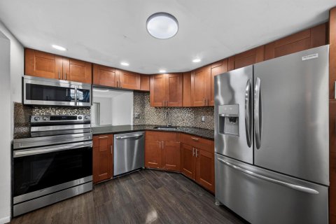 Copropriété à vendre à Lauderhill, Floride: 2 chambres, 104.98 m2 № 2083964 - photo 9