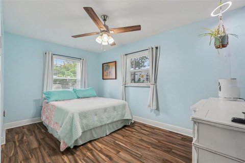 Villa ou maison à vendre à Tampa, Floride: 4 chambres, 151.62 m2 № 2389377 - photo 20