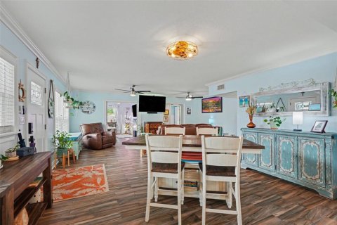 Villa ou maison à vendre à Tampa, Floride: 4 chambres, 151.62 m2 № 2389377 - photo 10