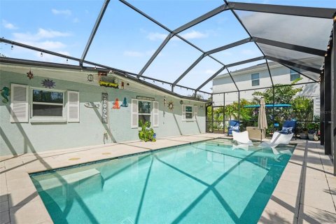 Villa ou maison à vendre à Tampa, Floride: 4 chambres, 151.62 m2 № 2389377 - photo 3