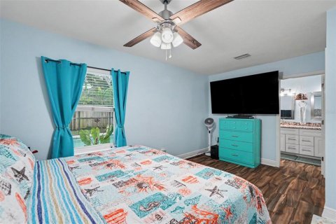 Villa ou maison à vendre à Tampa, Floride: 4 chambres, 151.62 m2 № 2389377 - photo 17