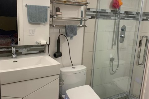 Купить виллу или дом в Хайалиа, Флорида 3 спальни, 149.11м2, № 1978140 - фото 9