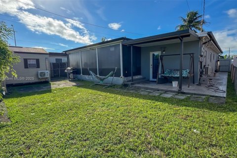 Купить виллу или дом в Хайалиа, Флорида 3 спальни, 149.11м2, № 1978140 - фото 6