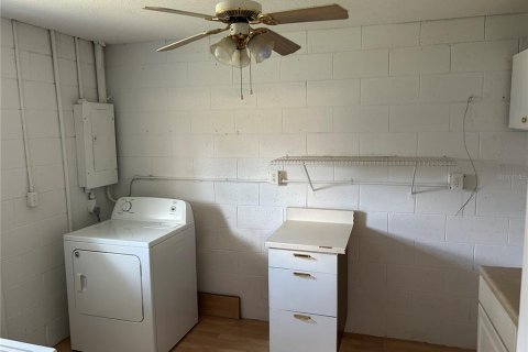 Condo in DeLand, Florida, 2 bedrooms  № 1754502 - photo 15
