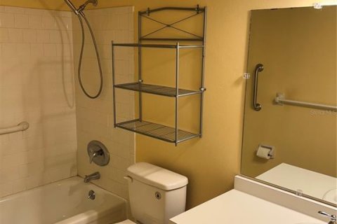 Condo in DeLand, Florida, 2 bedrooms  № 1754502 - photo 10