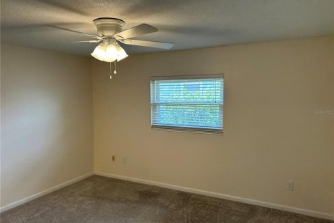 Condo in DeLand, Florida, 2 bedrooms  № 1754502 - photo 7
