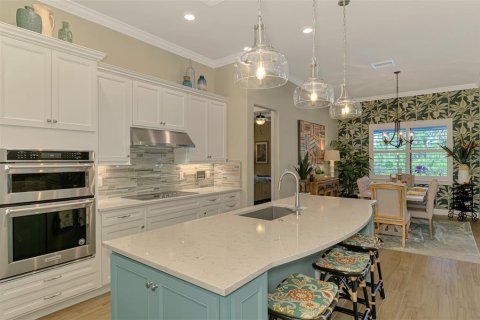 House in Venice, Florida 2 bedrooms, 175.86 sq.m. № 2428927 - photo 25