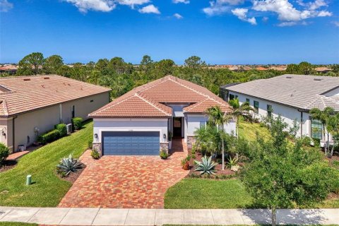 House in Venice, Florida 2 bedrooms, 175.86 sq.m. № 2428927 - photo 2