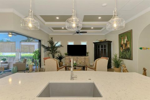 House in Venice, Florida 2 bedrooms, 175.86 sq.m. № 2428927 - photo 28