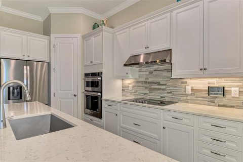 House in Venice, Florida 2 bedrooms, 175.86 sq.m. № 2428927 - photo 22
