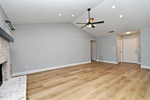 Condo in Apopka, Florida, 3 bedrooms  № 1874088 - photo 13