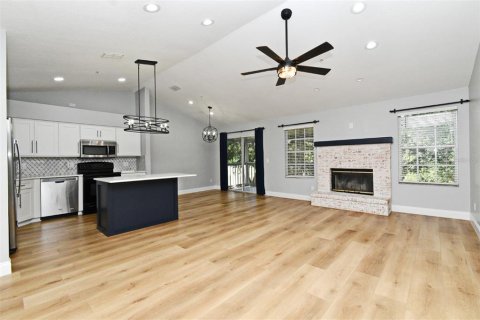 Condo in Apopka, Florida, 3 bedrooms  № 1874088 - photo 4