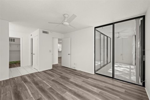 Condominio en venta en Largo, Florida, 2 dormitorios, 88.72 m2 № 1409994 - foto 23