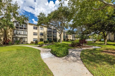 Condominio en venta en Largo, Florida, 2 dormitorios, 88.72 m2 № 1409994 - foto 1