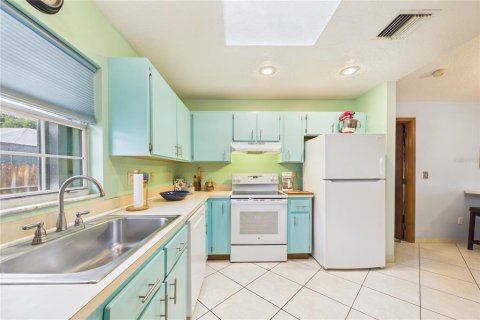 Villa ou maison à vendre à Cocoa, Floride: 3 chambres, 123.65 m2 № 2403330 - photo 23