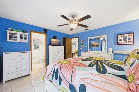 Villa ou maison à vendre à Cocoa, Floride: 3 chambres, 123.65 m2 № 2403330 - photo 11