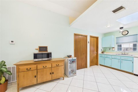 Villa ou maison à vendre à Cocoa, Floride: 3 chambres, 123.65 m2 № 2403330 - photo 5
