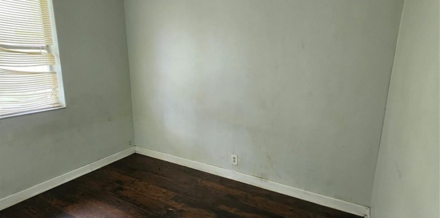 Villa ou maison à Lauderdale Lakes, Floride 2 chambres, 159.61 m2 № 1104335