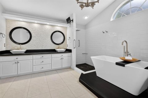 Villa ou maison à vendre à Safety Harbor, Floride: 4 chambres, 221.48 m2 № 1905825 - photo 25
