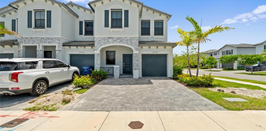 Touwnhouse à Homestead, Floride 3 chambres, 157.47 m2 № 1877518