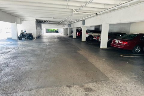 Appartement à louer à Miami, Floride: 1 chambre, 60.67 m2 № 2350750 - photo 13
